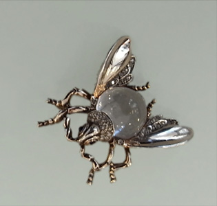 Brosche___Silber vergoldet, Jelly Belly, Strass___1945___Trifari 