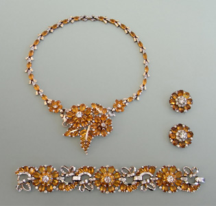 Collier Armband Ohrringe___Glas und Strass___1940___Mazer 